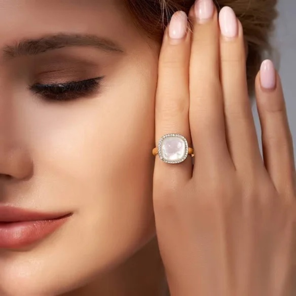 Jupiter Women's Natural Gemstone Mother of Pearl Ring